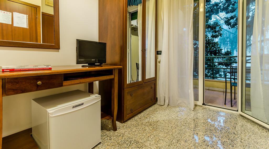 Hotel Antico Acquedotto Рим Екстериор снимка