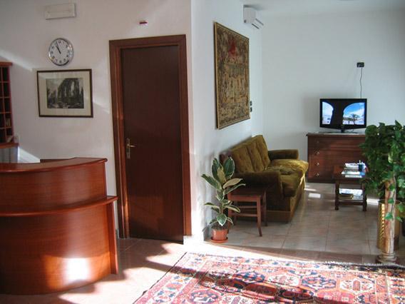 Hotel Antico Acquedotto Рим Стая снимка